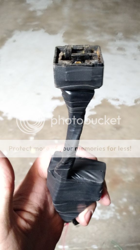 Could it be the Isolation relay? Lets cut it up and see! *Warning! Graphic Content* Pennock's