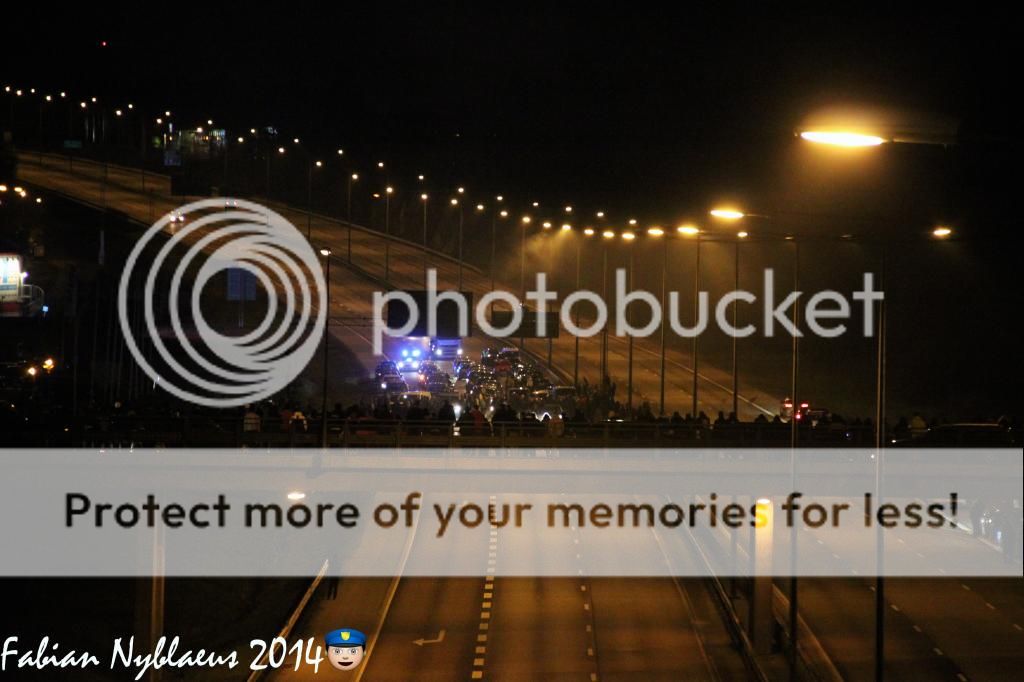 http://i1014.photobucket.com/albums/af265/rymdhunden/2014%20-%20Valhalla%201/IMG_4374.jpg