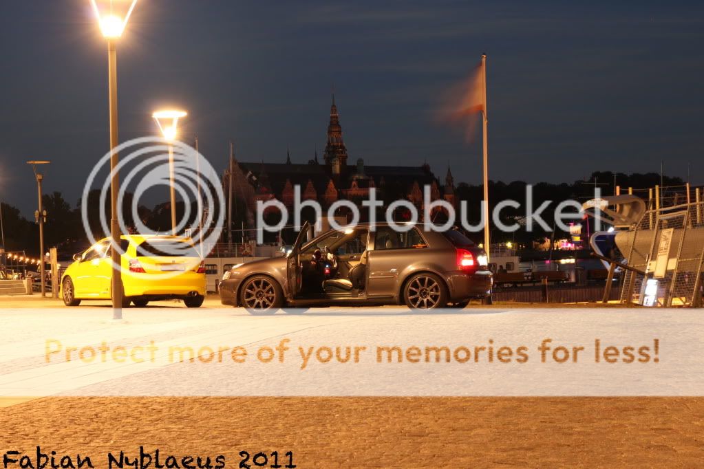 http://i1014.photobucket.com/albums/af265/rymdhunden/Stockholm%20By%20Night%202011/IMG_5479kopia.jpg