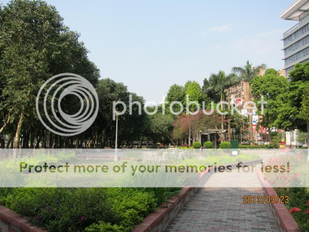 南港车站对面的南兴公园